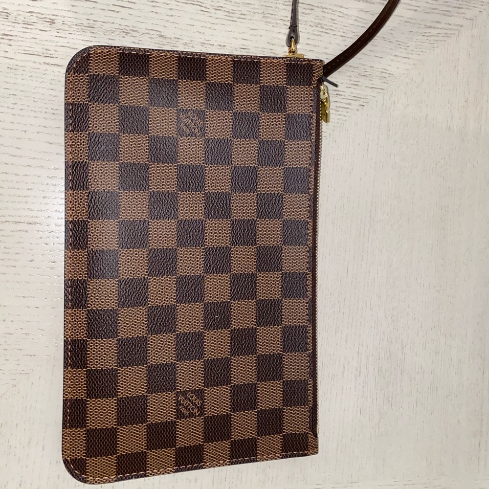 Louis Vuitton MM Damier Ebène canvas zipper pouch